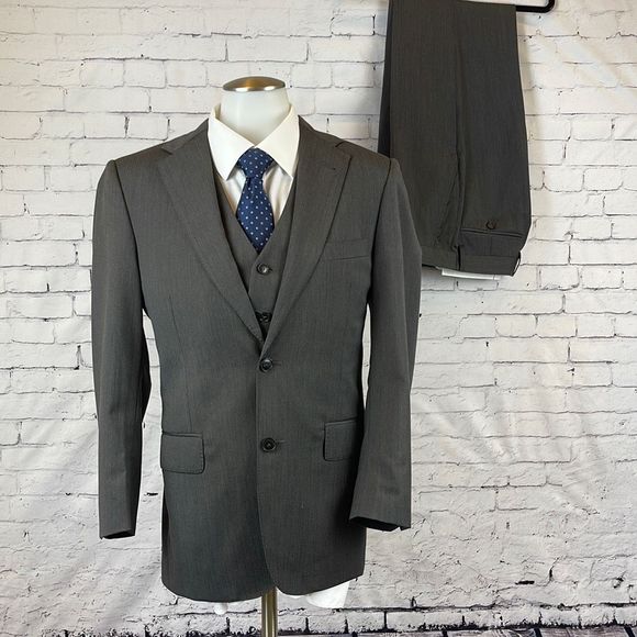 Jos A Bank Mens 3 Piece Suit Jacket Blazer Wool 38SH Pants 32SH Waistcoat Gray - Picture 1 of 16